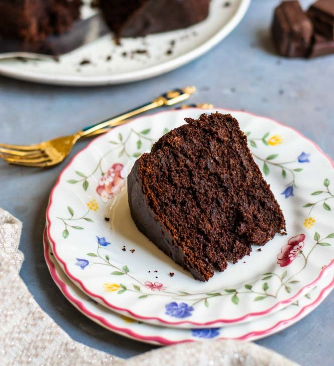 5 ingredient vegan chocolate cake healthy