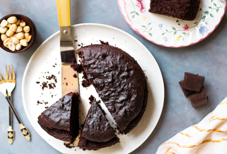 Healthy Vegan Chocolate Cake