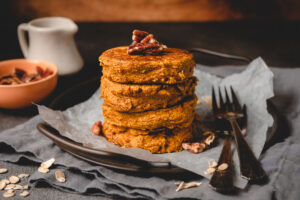 Vegan Pumpkin Oat Pancakes (Gluten-Free)