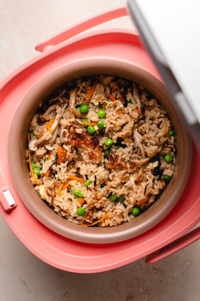 takikomi gohan in rice cooker